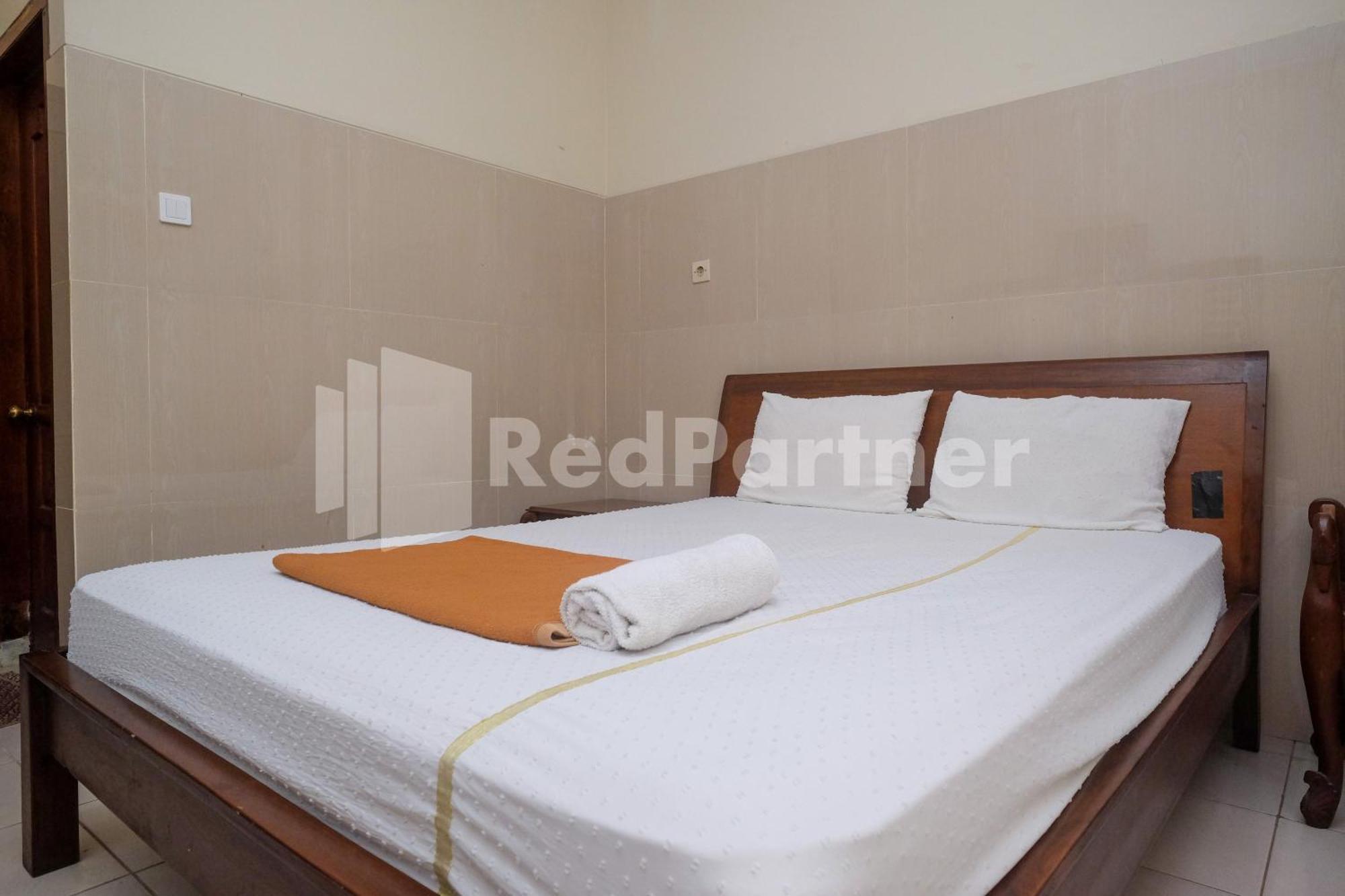 Wisma Garuda Syariah Condoongcatur Mitra Reddoorz Kejayan Exterior foto